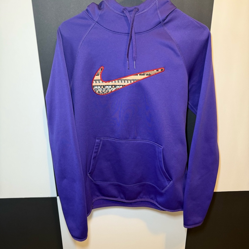 Nike Therma Fit Purple‎ Swoosh Pullover Hoodie Women’s Size small